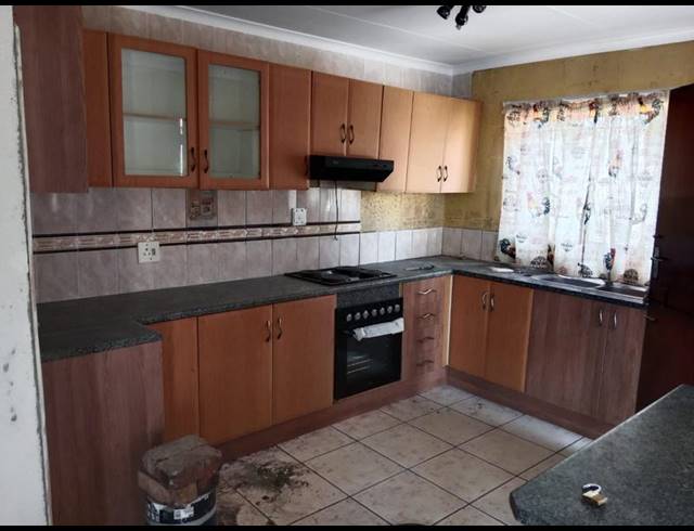 3 BEDROOM HOUSE FOR SALE IN DANVILLE EXT